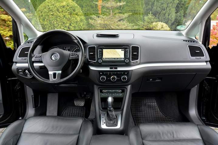 Volkswagen Sharan II 2013 — zdjęcie 22