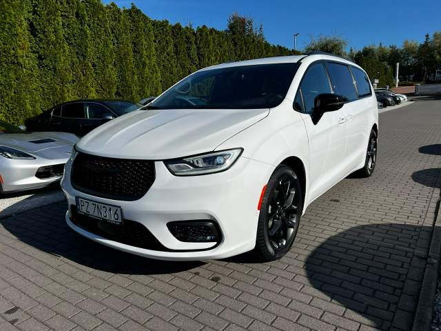 Chrysler Pacifica RU facelifting 2024 — zdjęcie 1