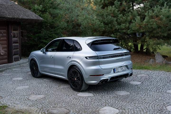Porsche Cayenne III facelifting 2024 — zdjęcie 20