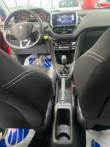 Peugeot 208 I facelifting 2016 — zdjęcie 22