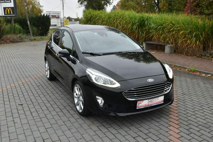 Ford Fiesta Mk6 facelifting 2017 — zdjęcie 19