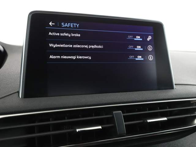Peugeot 3008 II 2019 — zdjęcie 25
