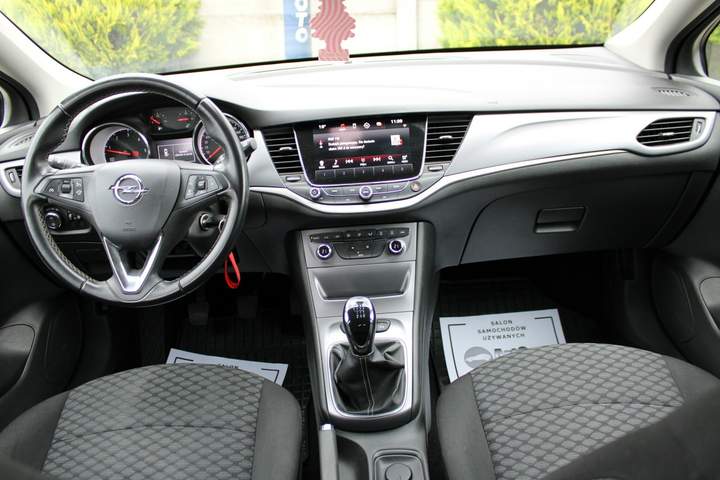 Opel Astra J facelifting 2018 — zdjęcie 27