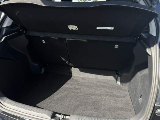 Toyota Yaris IV 2022 — zdjęcie 29