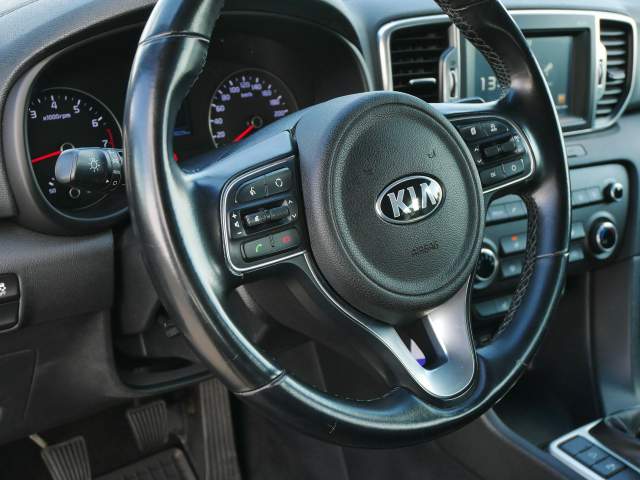 Kia Sportage IV facelifting 2018 — zdjęcie 18