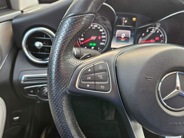 Mercedes-Benz C-Klasa IV (W205) facelifting 2018 — zdjęcie 36