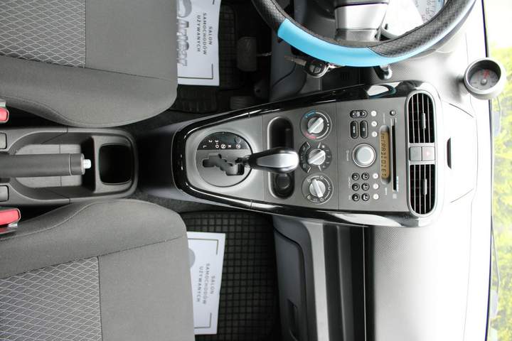 Suzuki Splash I facelifting 2013 — zdjęcie 16