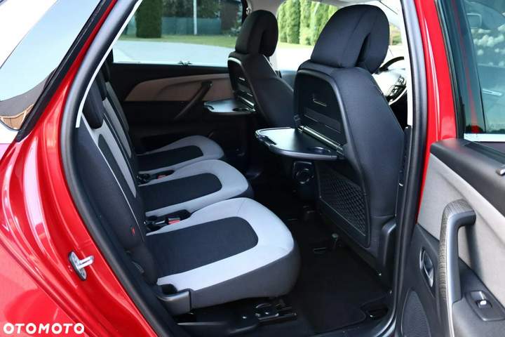 Citroen C4 Picasso II 2015 — zdjęcie 23
