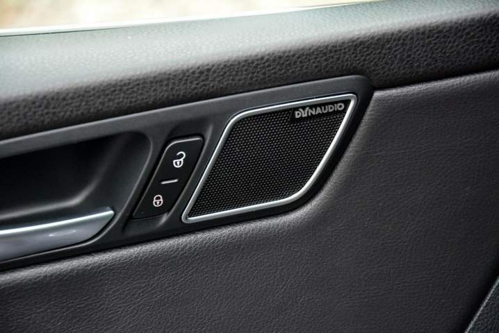 Volkswagen Sharan II 2013 — zdjęcie 31