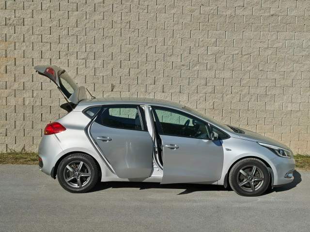 Kia Ceed II 2014 — zdjęcie 9