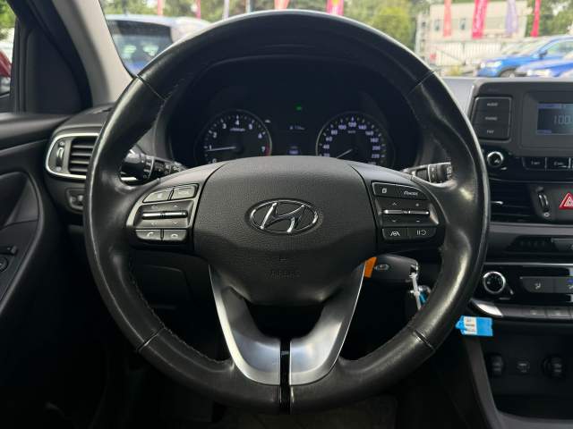 Hyundai i30 III facelifting 2 2021 — zdjęcie 16