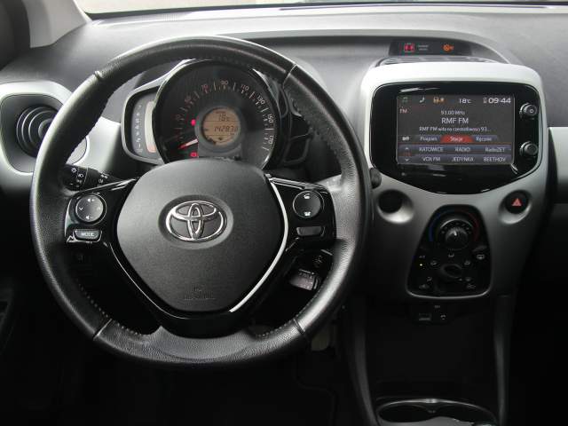 Toyota Aygo II 2017 — zdjęcie 19