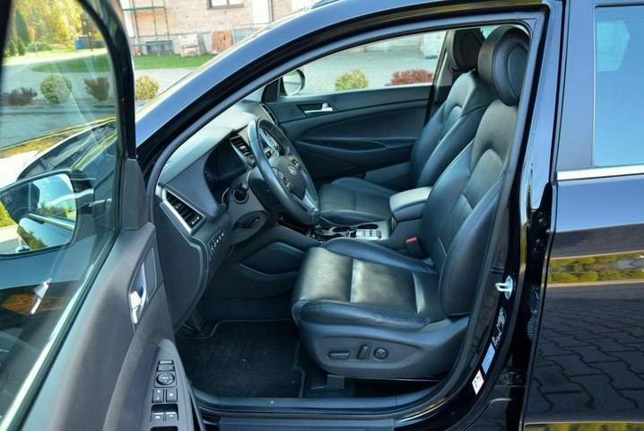 Hyundai Tucson III 2017 — zdjęcie 19