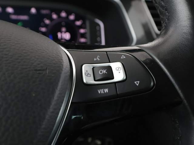 Volkswagen Tiguan II 2019 — zdjęcie 33