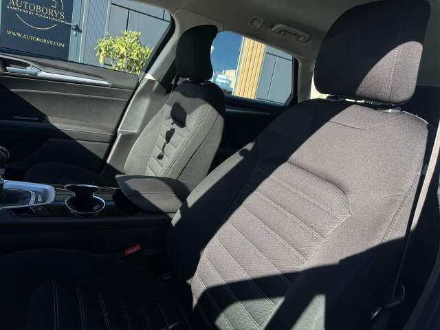 Ford Mondeo V 2015 — zdjęcie 10