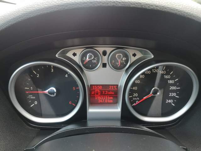 Ford Kuga I 2008 — zdjęcie 13