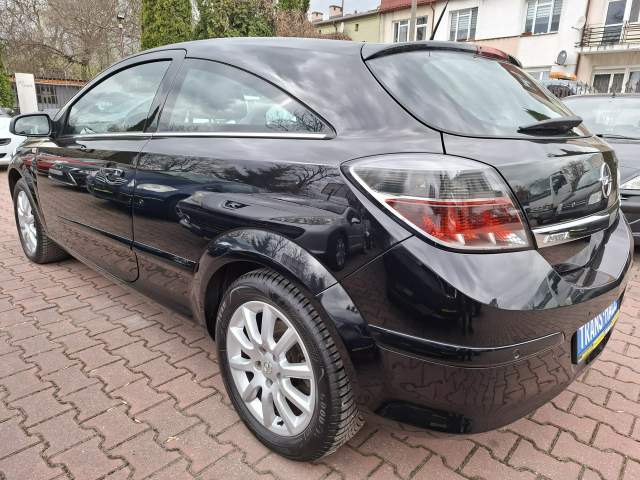 Opel Astra H facelifting 2009 — zdjęcie 4