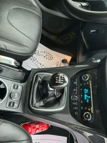 Ford Kuga II facelifting 2016 — zdjęcie 15