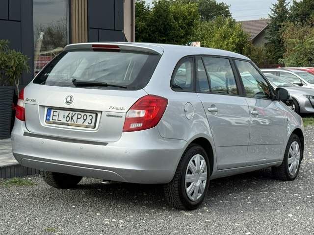 Skoda Fabia II facelifting 2013 — zdjęcie 9