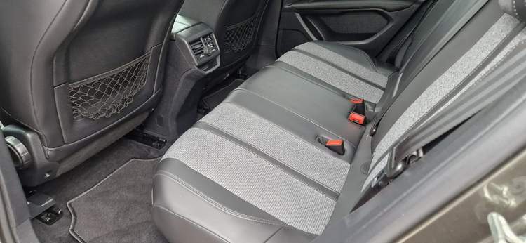Peugeot 3008 II 2018 — zdjęcie 28