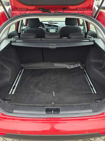 Kia Ceed II 2013 — zdjęcie 18