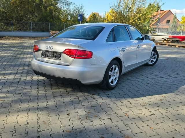 Audi A4 IV (B8) 2010 — zdjęcie 8