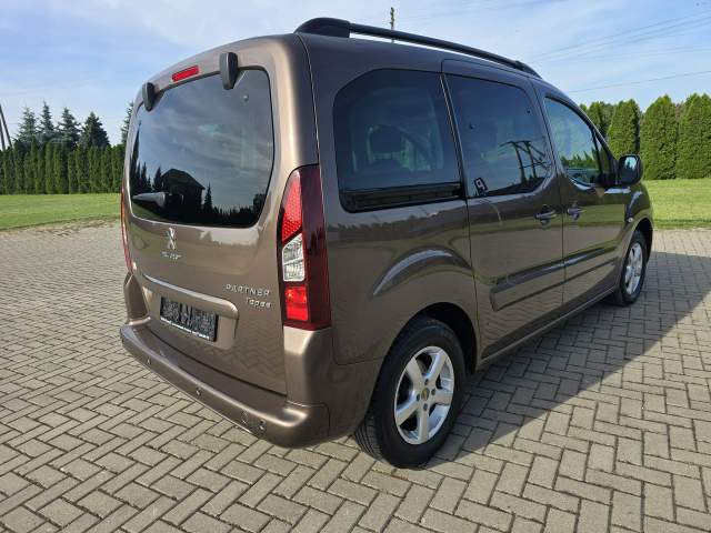 Peugeot Partner II facelifting 2012 — zdjęcie 9