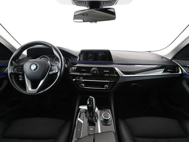 BMW 5 serii VII (G30/G31) 2019 — zdjęcie 15