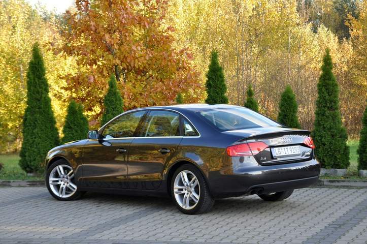 Audi A4 IV (B8) 2011 — zdjęcie 13