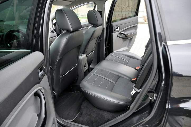 Ford Kuga I 2011 — zdjęcie 20