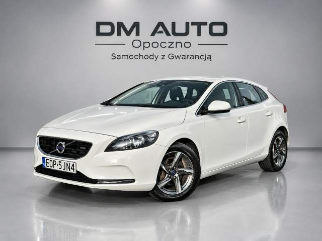 Volvo V40 II 2013 — zdjęcie 1