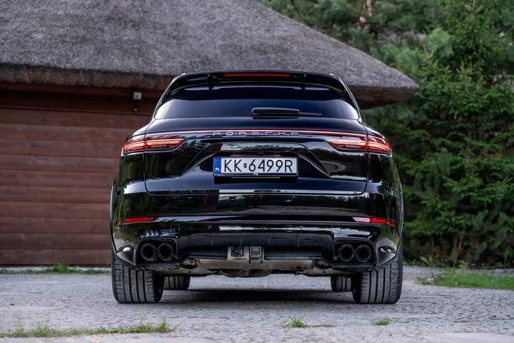 Porsche Cayenne III 2022 — zdjęcie 39