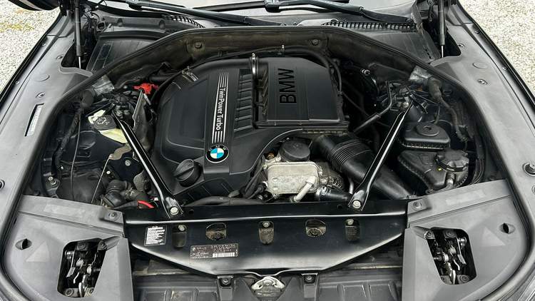 BMW 7 serii V (F01/F02/F04) facelifting 2014 — zdjęcie 19