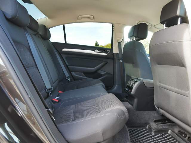 Volkswagen Passat B8 2015 — zdjęcie 27