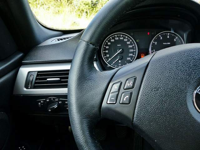 BMW 3 serii V (E90/E91/E92/E93) facelifting 2008 — zdjęcie 29