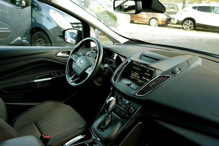 Ford C-MAX II facelifting 2016 — zdjęcie 19