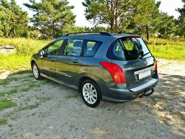 Peugeot 308 I 2010 — zdjęcie 13