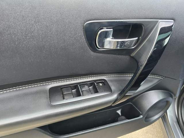 Nissan Qashqai+2 I facelifting 2013 — zdjęcie 36