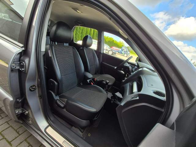 Kia Sportage II 2006 — zdjęcie 22