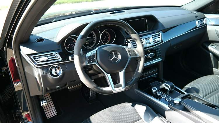 Mercedes-Benz E-Klasa AMG IV (W212, S212) facelifting 2015 — zdjęcie 13