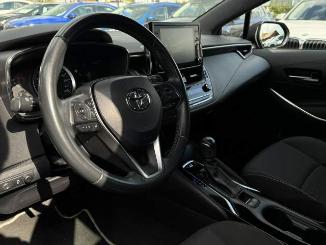 Toyota Corolla XII (E210) 2023 — zdjęcie 15