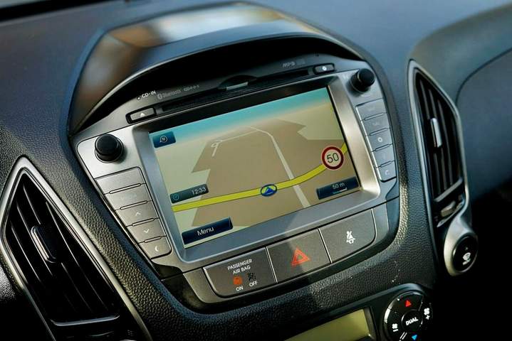 Hyundai ix35 I facelifting 2014 — zdjęcie 31