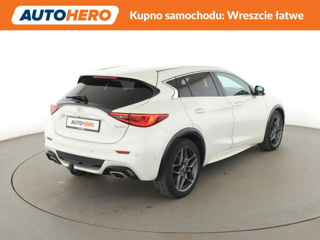 Infiniti Q30 2018 — zdjęcie 7