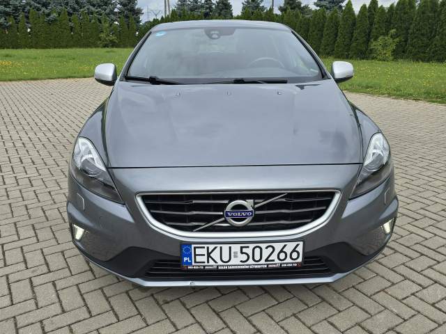 Volvo V40 II 2015 — zdjęcie 6
