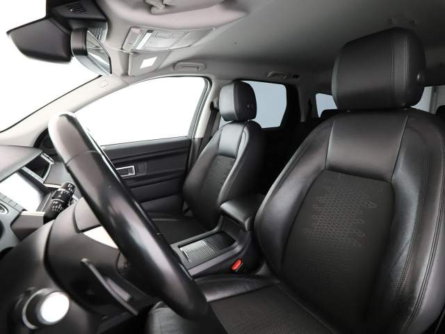 Land Rover Discovery Sport I 2018 — zdjęcie 13