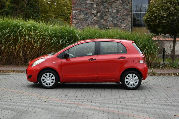 Toyota Yaris II facelifting 2009 — zdjęcie 3