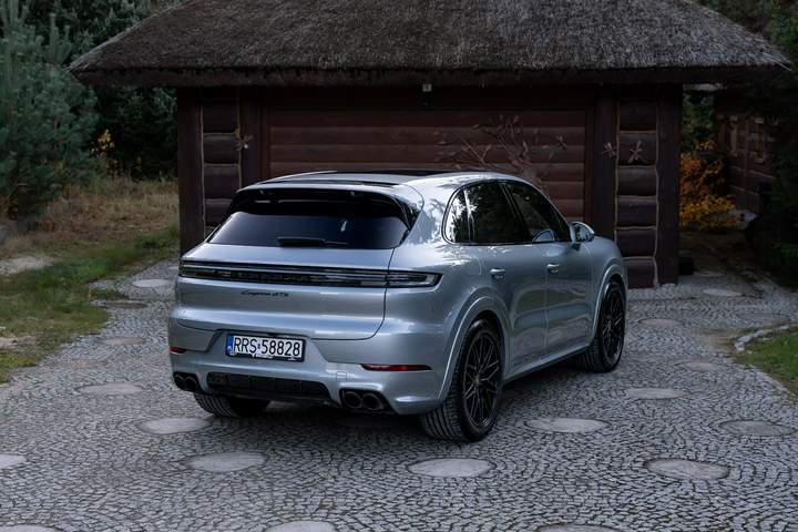 Porsche Cayenne III facelifting 2024 — zdjęcie 4