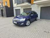 Opel Astra J facelifting 2012 — zdjęcie 1