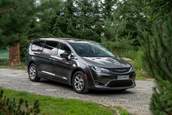 Chrysler Pacifica RU 2019 — zdjęcie 1