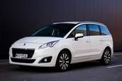 Peugeot 5008 I facelifting 2014 — zdjęcie 1